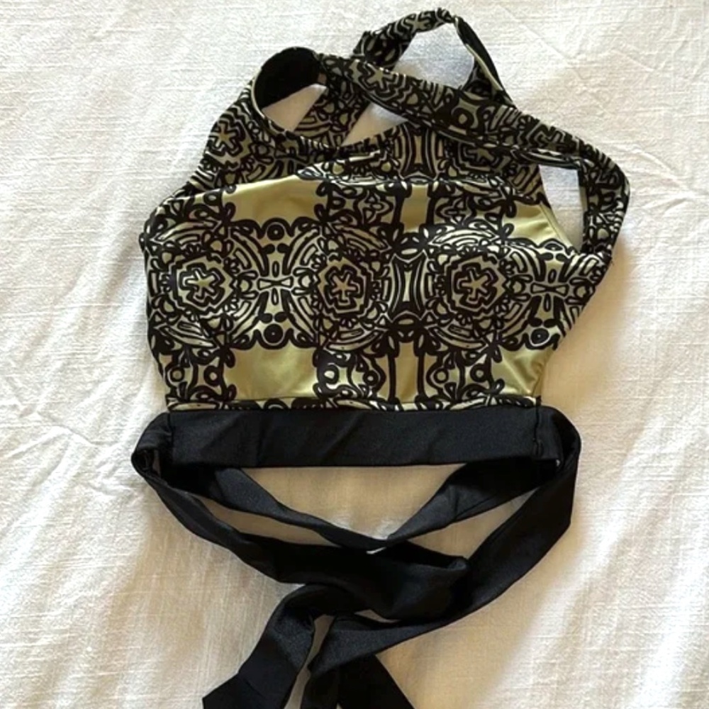 Albion Fit Trove Swim Top XS *read description*